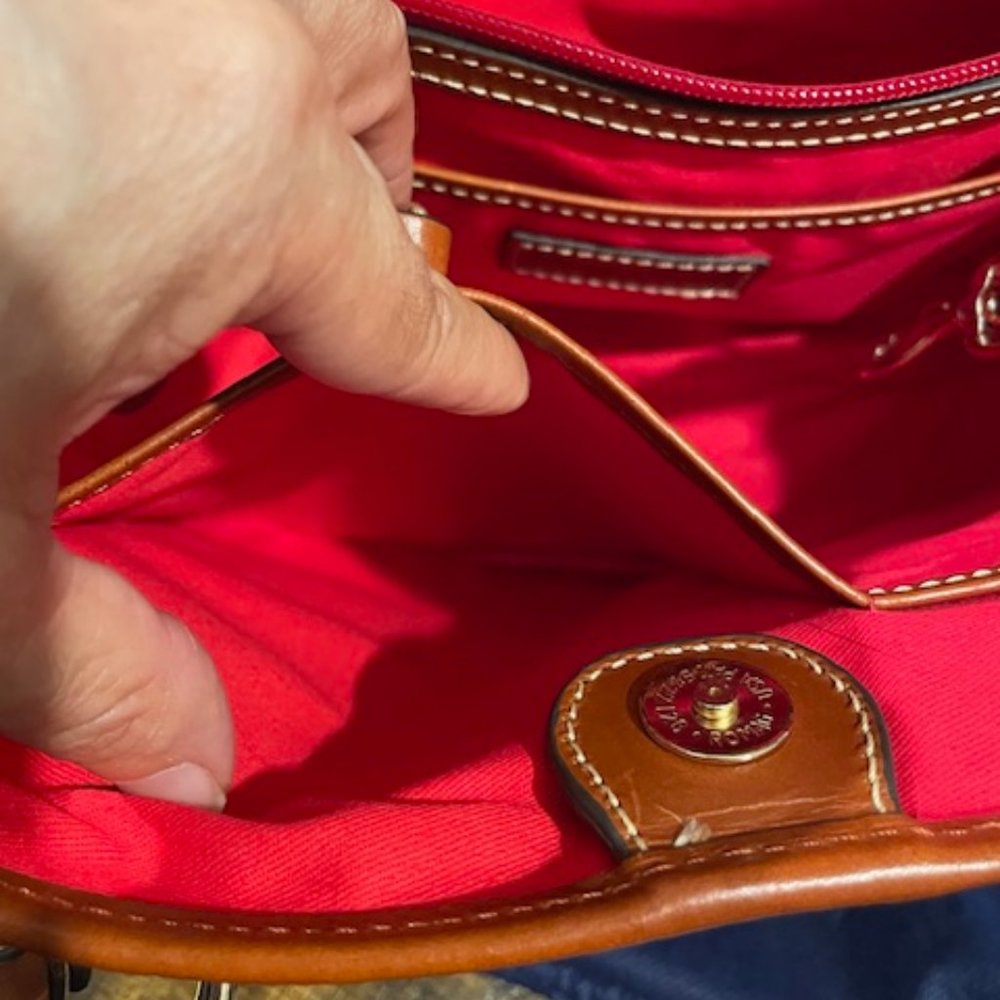 Dooney & Bourke Pebble Grain Black and Tan Small Brianna NWOT - Picture 13 of 16